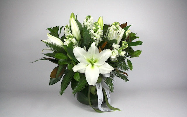 Real Florist. Real Flowers. Melbourne Online Delivery. Same Day | Drop of Love